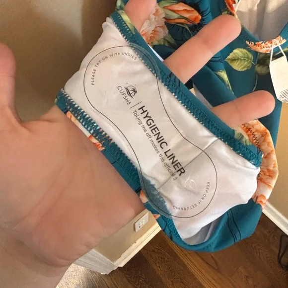 NWT Cupshe women’s one piece swim halter with underwire Large - Picture 8 of 13